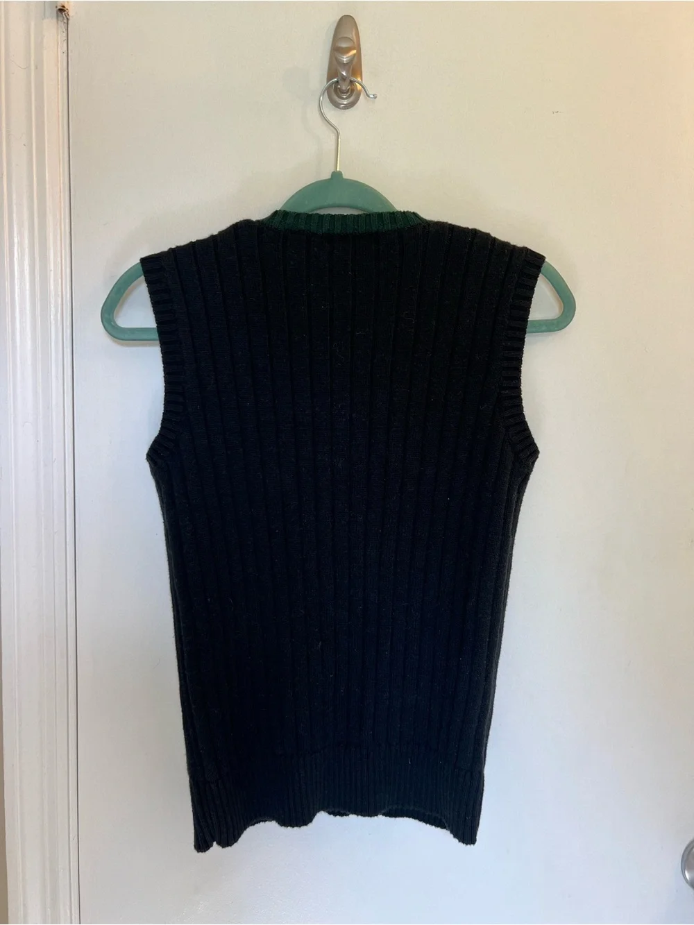Kids Large Polo by Ralph Lauren Black Cable-Knit V-Neck Sweater Vest Green Trim